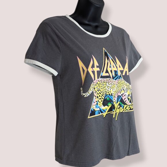 (2/$20) Def Leppard Hysteria Leopard Tee - Picture 2 of 8